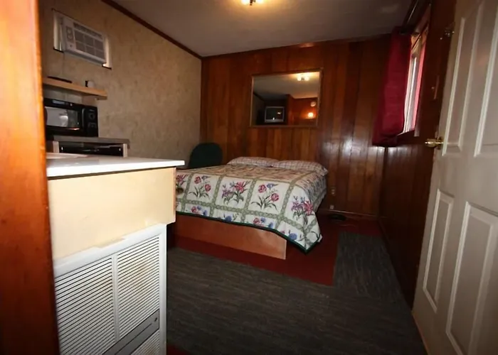 Comfort Green Motel