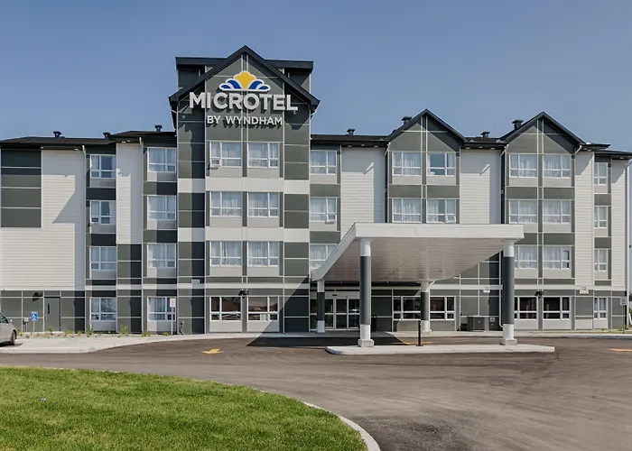 Microtel Casselman