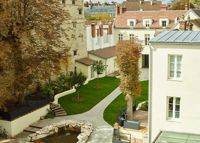 Hotel La Demeure Du Parc à Fontainebleau