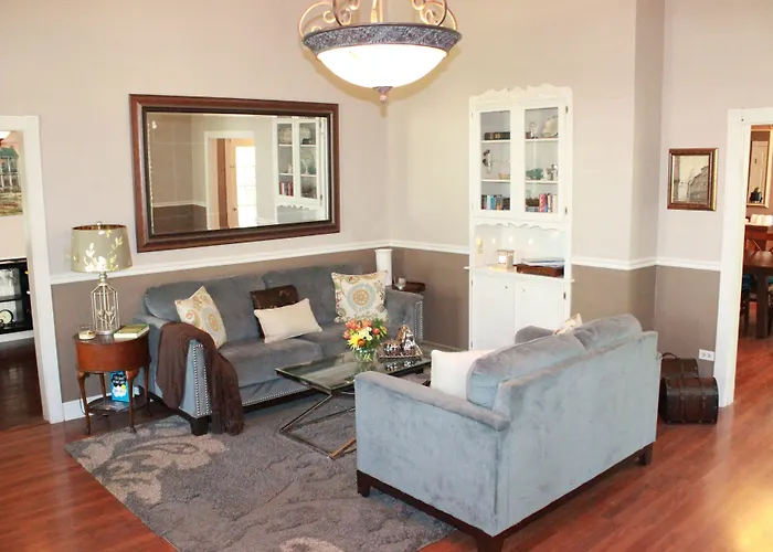 Huffman House Bed & Breakfast