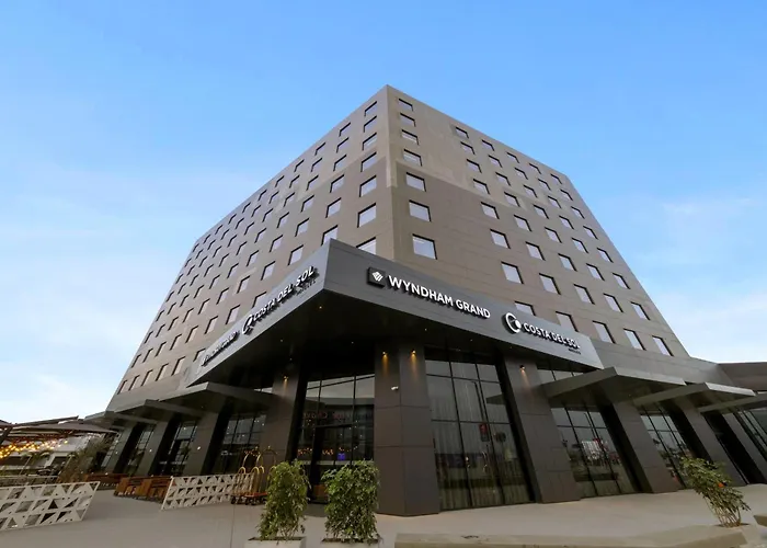 Wyndham Grand Costa Del Sol Lima Airport