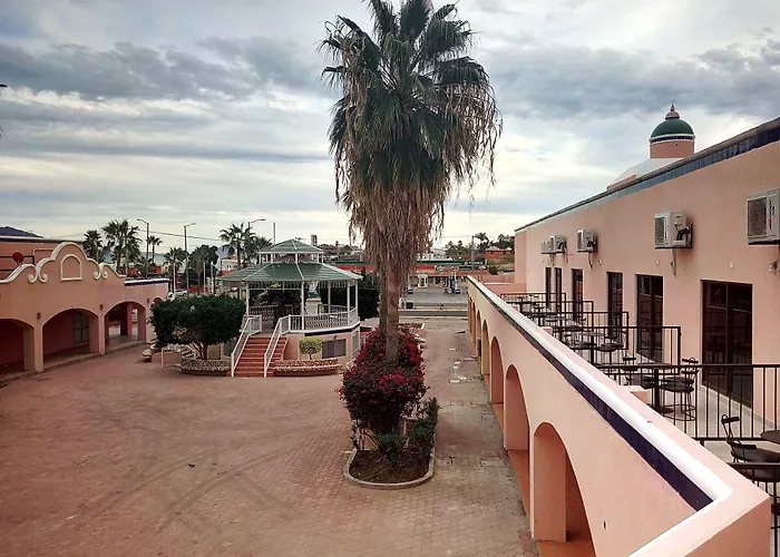 Los Jitos Hotel&Suites