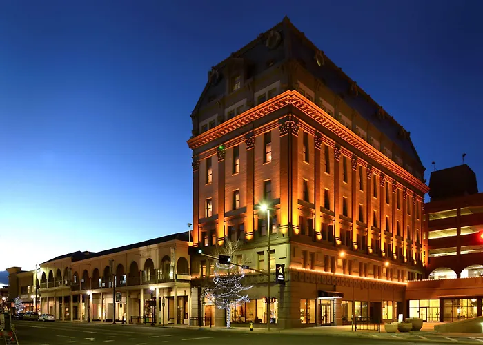Hotel Maison Yakima Tapestry Collection By Hilton