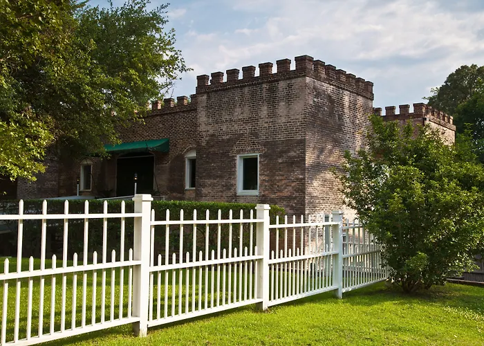 Dunleith Historic Inn