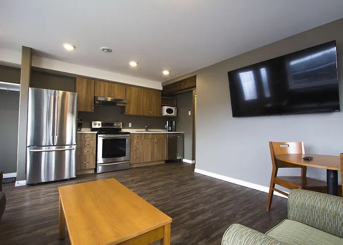 Howey Bay Motel