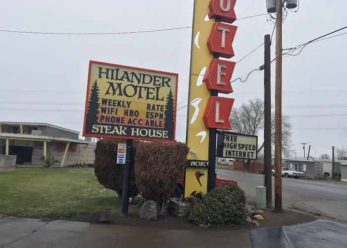 Hilander Motel
