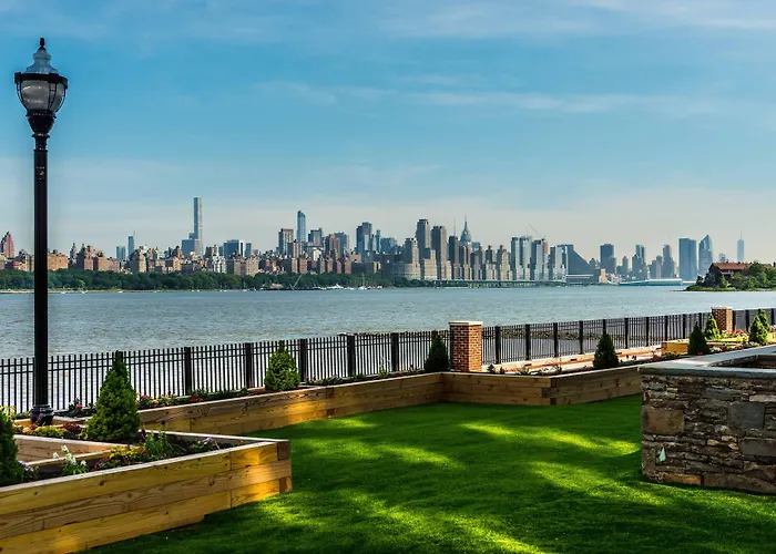Hotel Courtyard By Marriott Edgewater Nyc Area