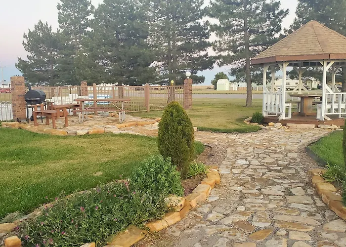 Kansas Country Inn