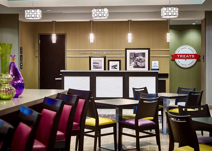 Hampton Inn By Hilton Sarnia/Point Edward