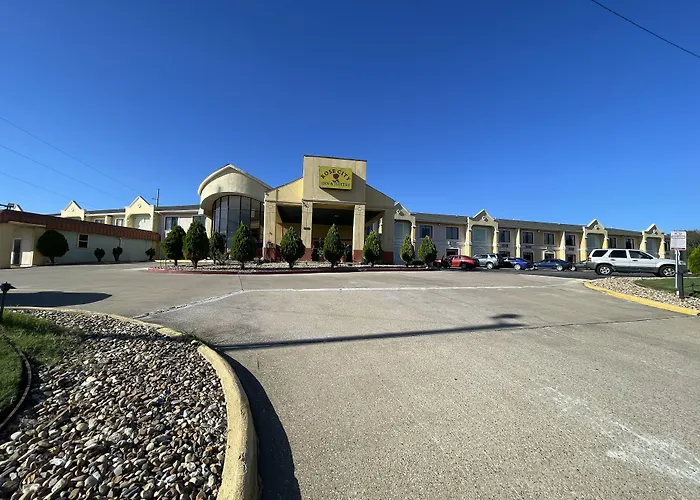 Rose City Inn & Suites