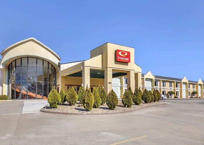 Rose City Inn & Suites
