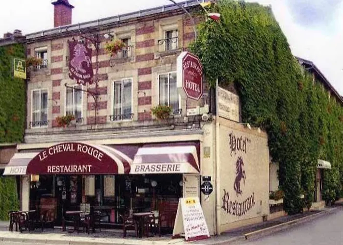 Logis Le Cheval Rouge