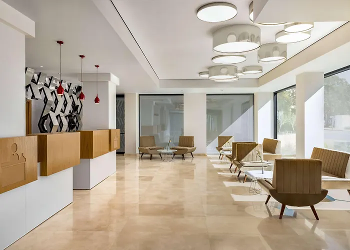 Ramada By Wyndham Slatina Parc