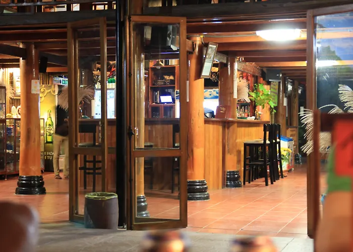 Phong Nha Lake House Resort