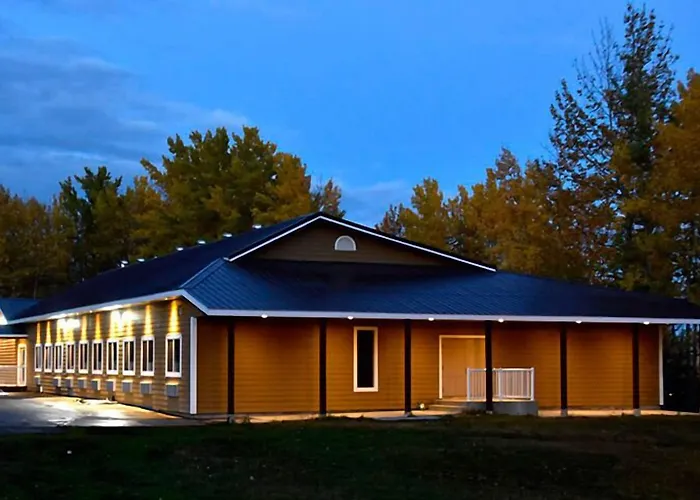 The Lion Inn & Suites