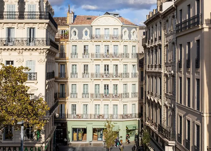 Hotel Amista Marseille - Ancien Hotel Saint Louis - Vieux Port