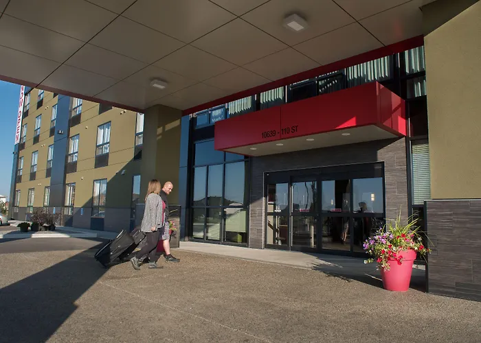 Encore Suites By Service Plus Inns