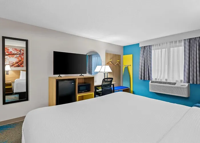 Days Inn By Wyndham Brunswick Bath Area