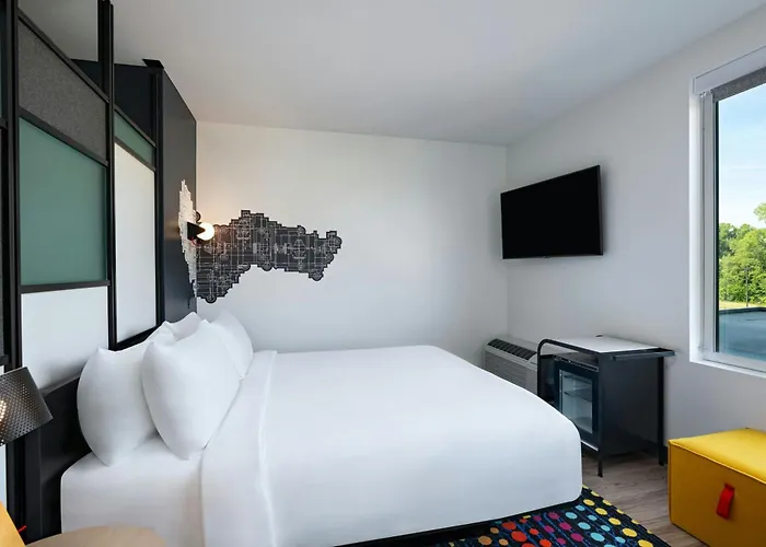 Aloft Omaha West