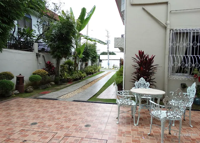 Harbour Gardens Tourist Inn