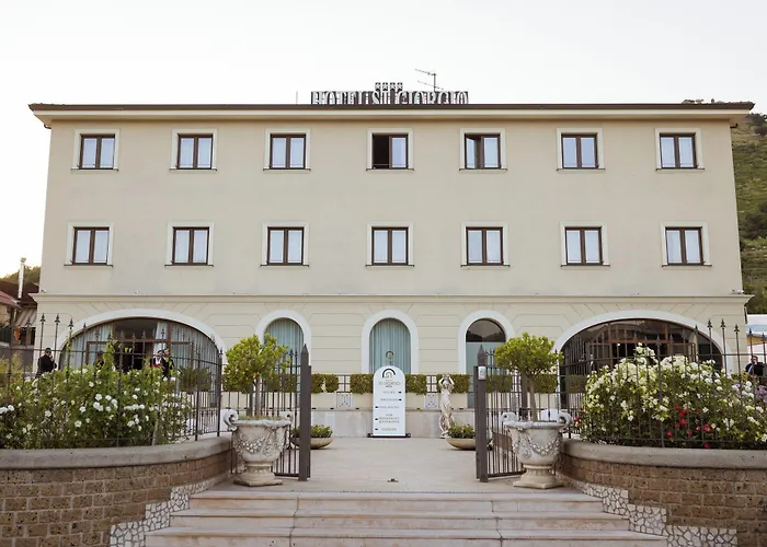 Hotel St. Giorgio Castel San Giorgio