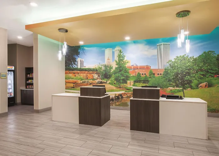 La Quinta By Wyndham Tulsa Broken Arrow