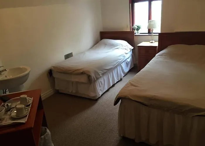 Oakfield Lodge Guest House Stockport