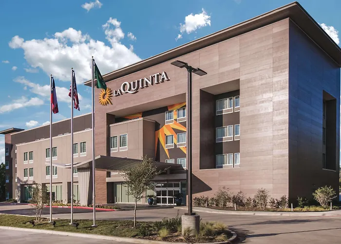 La Quinta By Wyndham Dallas - Richardson