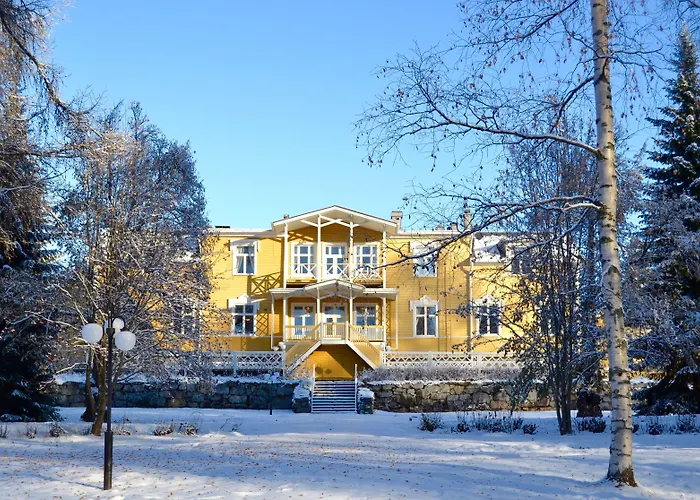 Karolineburg Manor House