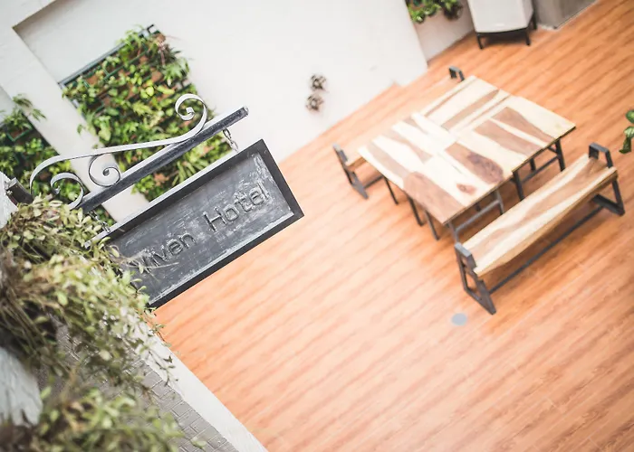 Viven Hotel