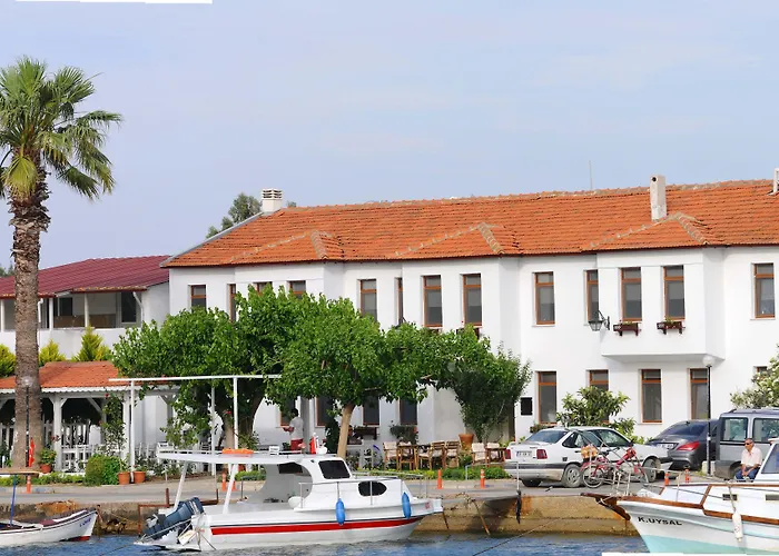 Teos Lodge Pansiyon