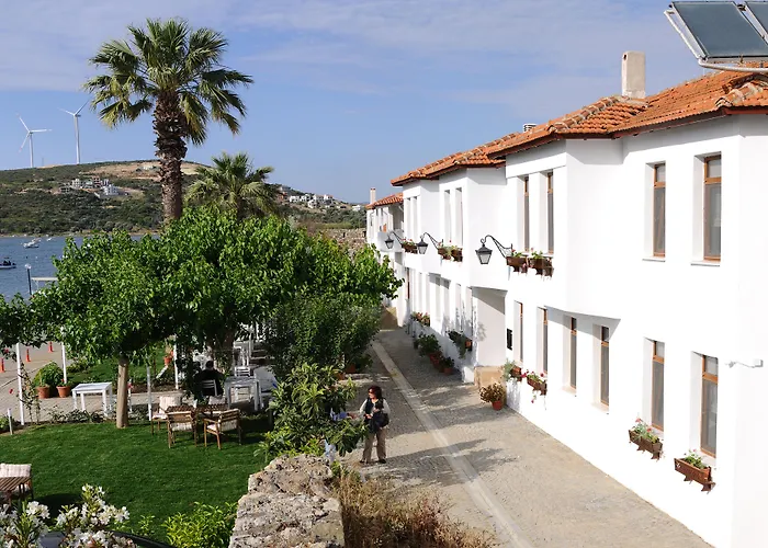 Teos Lodge Pansiyon