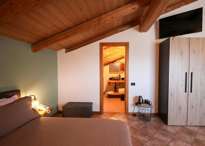 Chalet Chapeau Rar