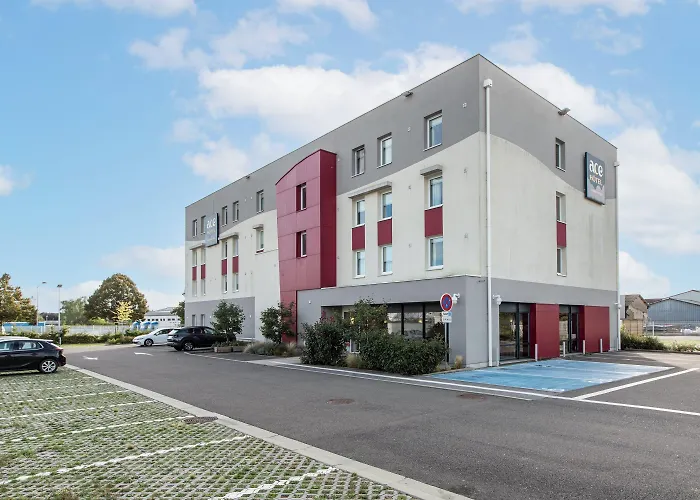 Ace Hôtel Chartres Le Coudray