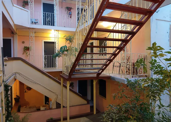 Midtown Guest House