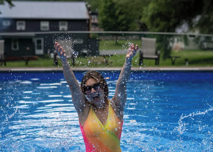 Catskill Seasons Inn