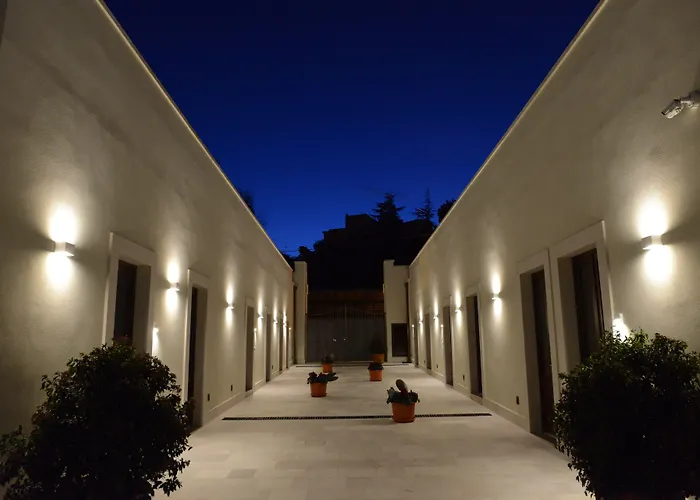 Domus Antiqua Residence