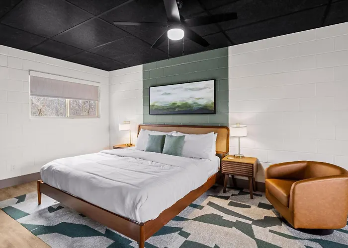 Arka Motel