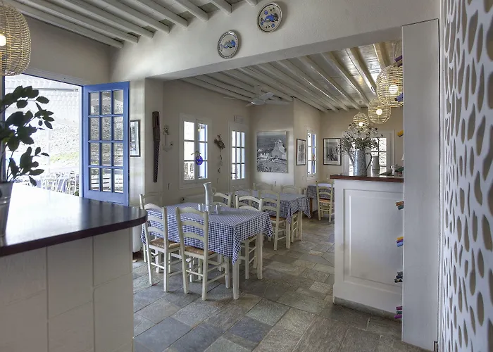 Delfini Hotel Kamares 