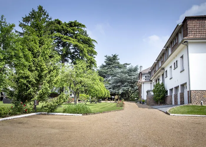 Hotel De La Pommeraie Le Mans
