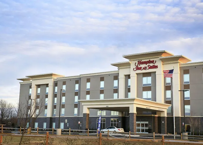 Hampton Inn & Suites /Moorestown