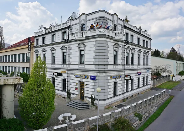Hotel Cade