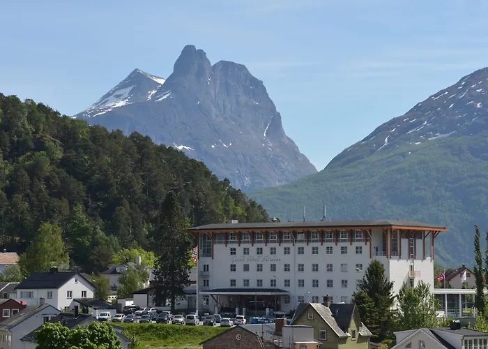 Grand Hotel - By Classic Norway Hotels