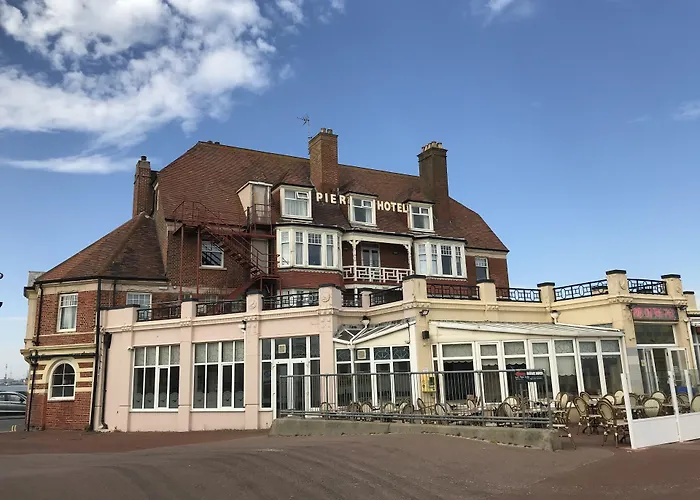 Pier Hotel
