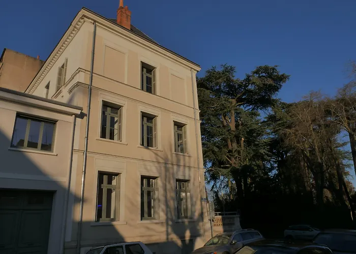 Residence De Tourisme Central Parc Tours