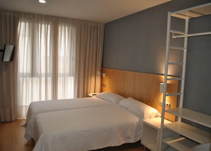 Hostal Universitat Cervera 