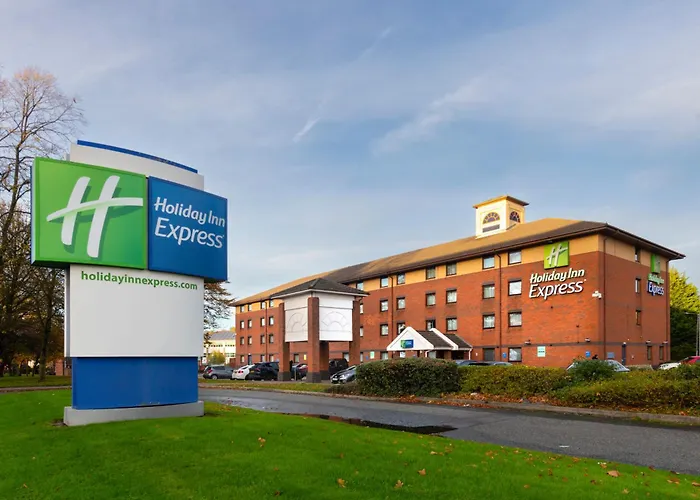 Holiday Inn Express Birmingham Oldbury By Ihg
