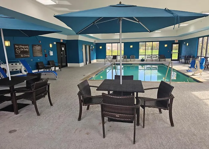 Hampton Inn & Suites