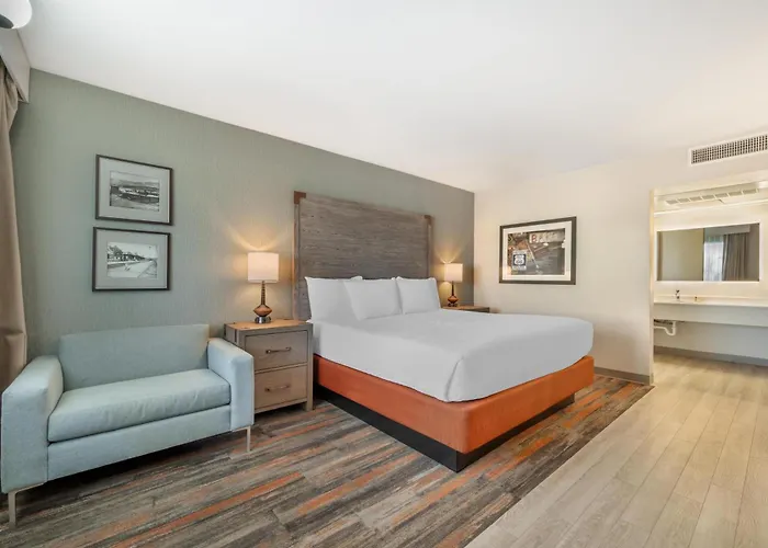 Best Western Plus King'S Inn And Suites