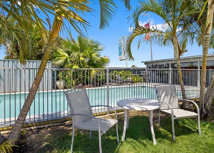 Pacific Paradise Airport Motel